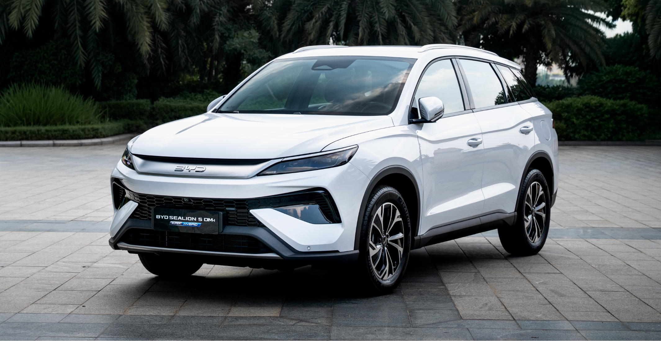 BYD Sealion 5 DM-i – SUV plug-in hybrid cỡ C chuẩn bị ra mắt thị trường Việt Nam với mức giá 7xx